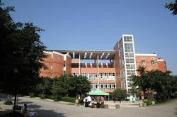 南方翻译学院什么时候更名