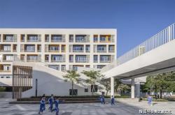 南方科技大学是211么