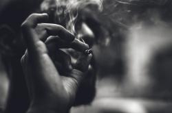 警惕冬季隐形杀手，如何预防与应对冬季健康风险