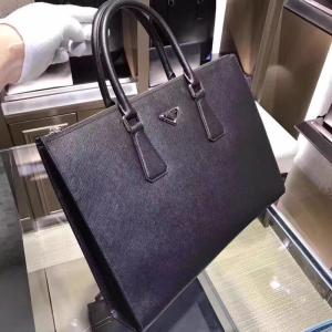 男士奢侈品包都有哪些