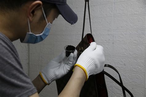 附近的奢侈品修理店电话