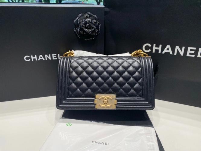 黑金奢侈品包包图片