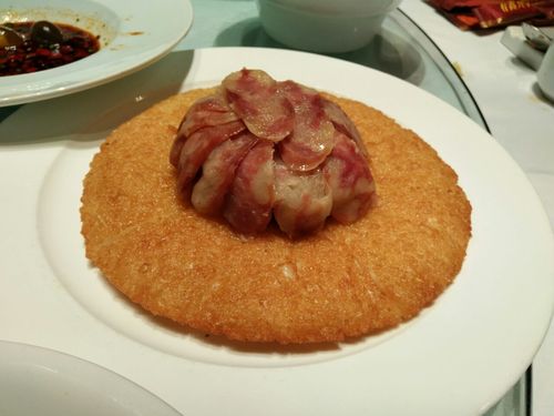明珠塔附近有什么好玩的