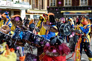 揭秘传统艺术新魅力，带你一探二人转的数字化转型之路——如何轻松下载高清MP4版本