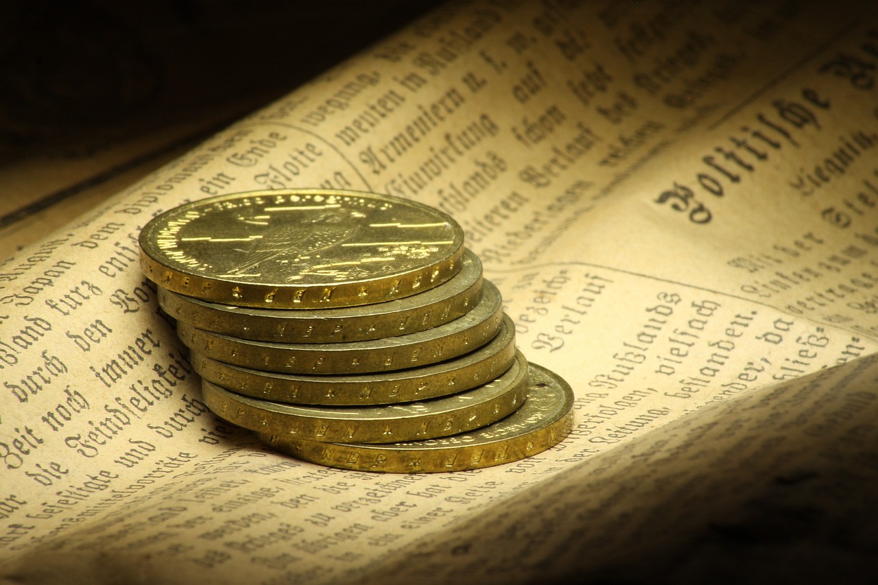 揭秘全球黄金市场，持仓量的秘密武器——深度解析黄金储备与经济周期的微妙互动