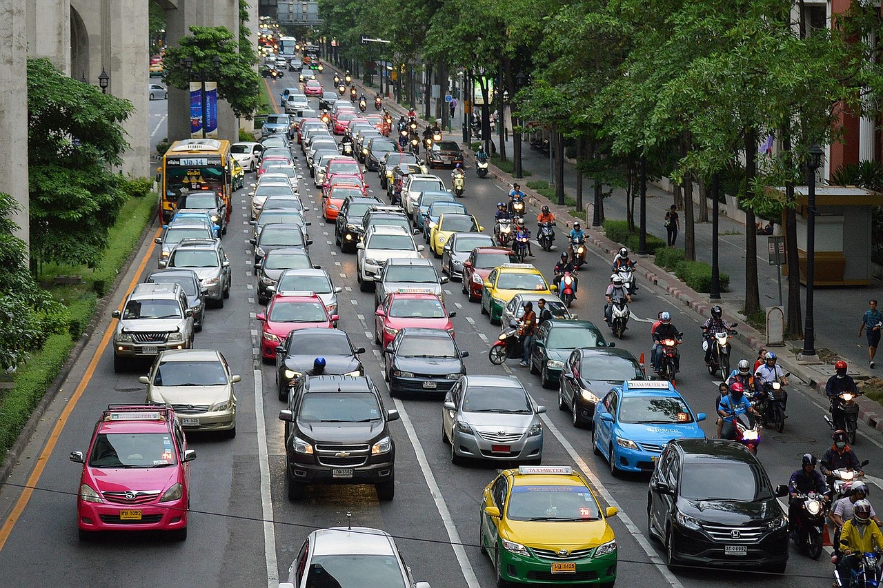 高速公路免费政策解析，2021年免费通行时间一览