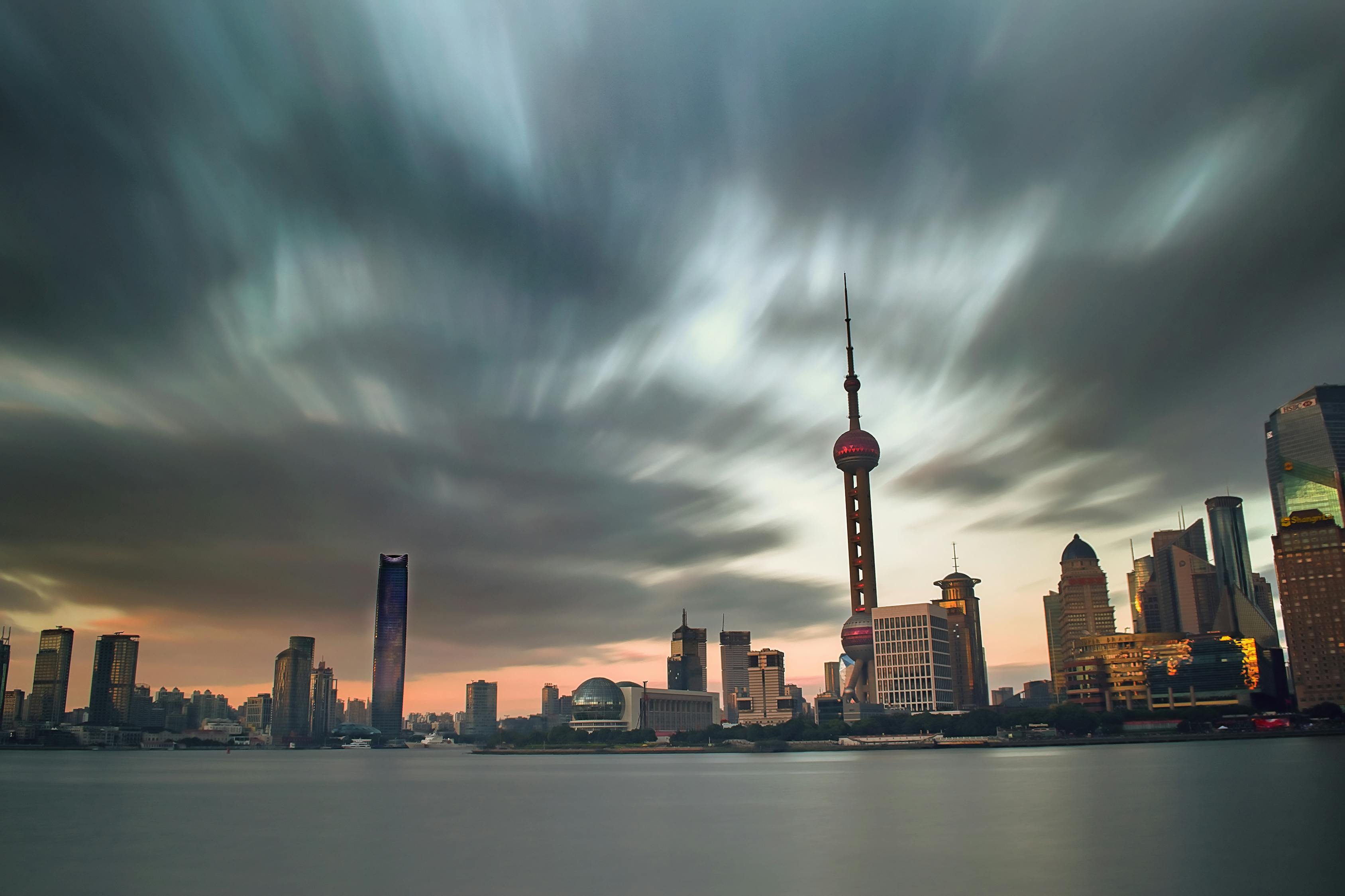 深入解析，上海疫情最新数据背后的趋势与影响