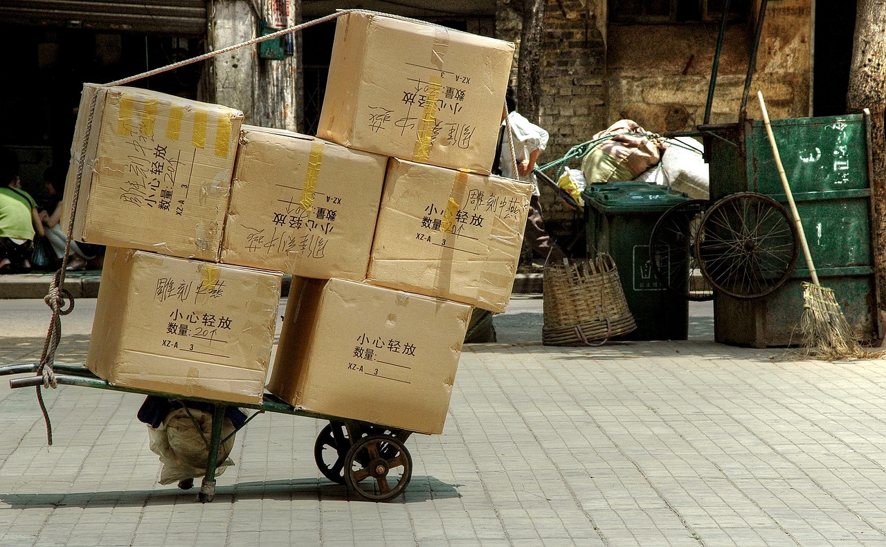 北京顺丰兼职员工确诊新冠，疫情下的快递安全与防护指南