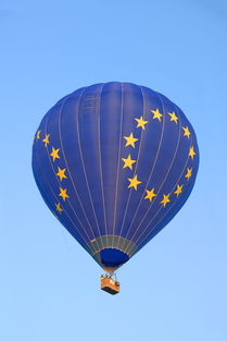 彩虹争霸赛攻略，如何在这场色彩斑斓的竞赛中胜出