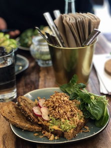 舌尖上的中国，探索那些令人垂涎的旅游美食城市