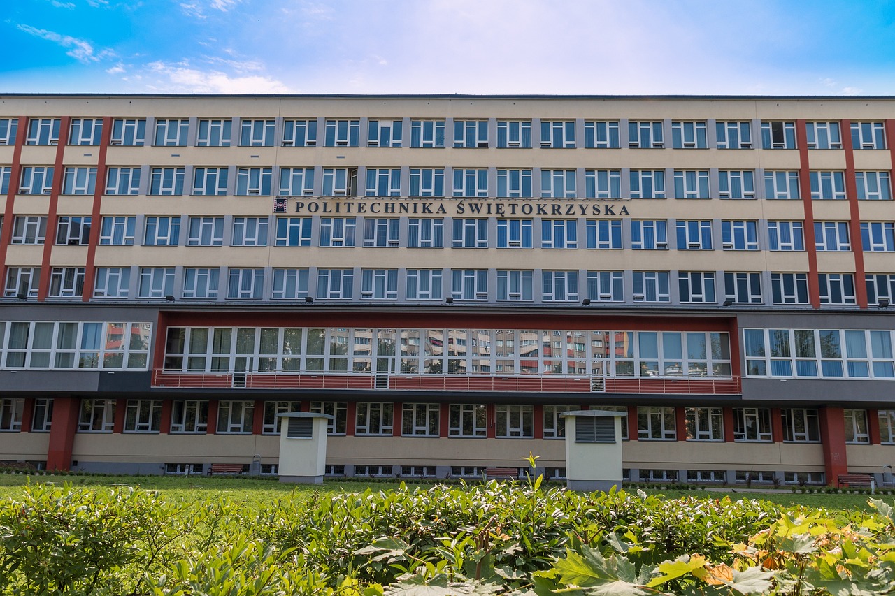 探索上海大学，揭秘其多元化的学院体系